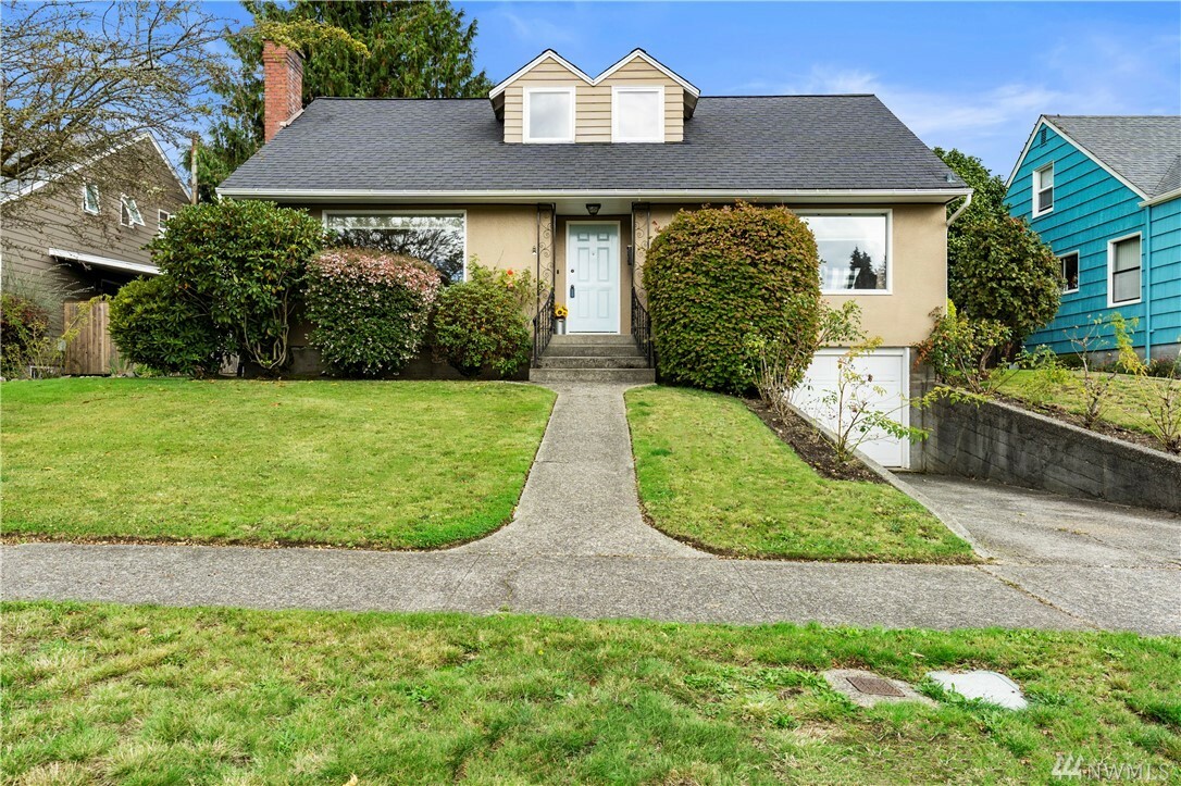 Property Photo:  4817 N 8th St  WA 98406 