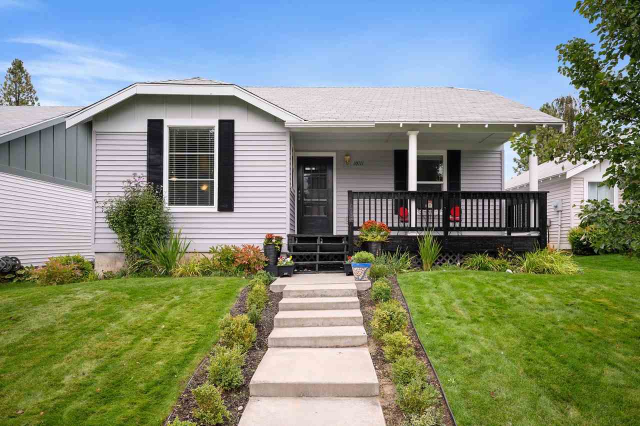 Property Photo:  10111 E 17th Ln  WA 99206 