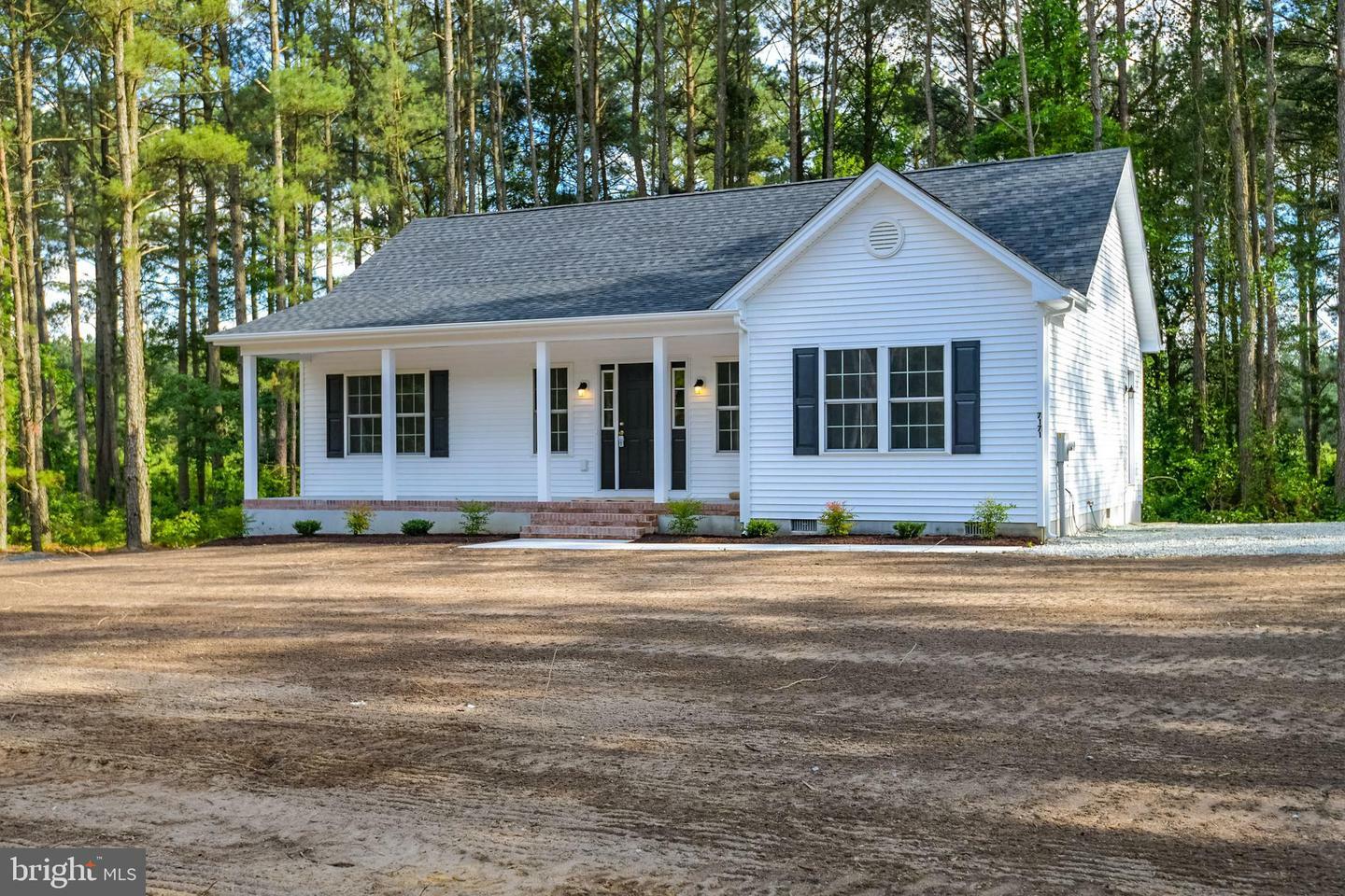 Property Photo:  7211 Meadowbridge Road  MD 21822 