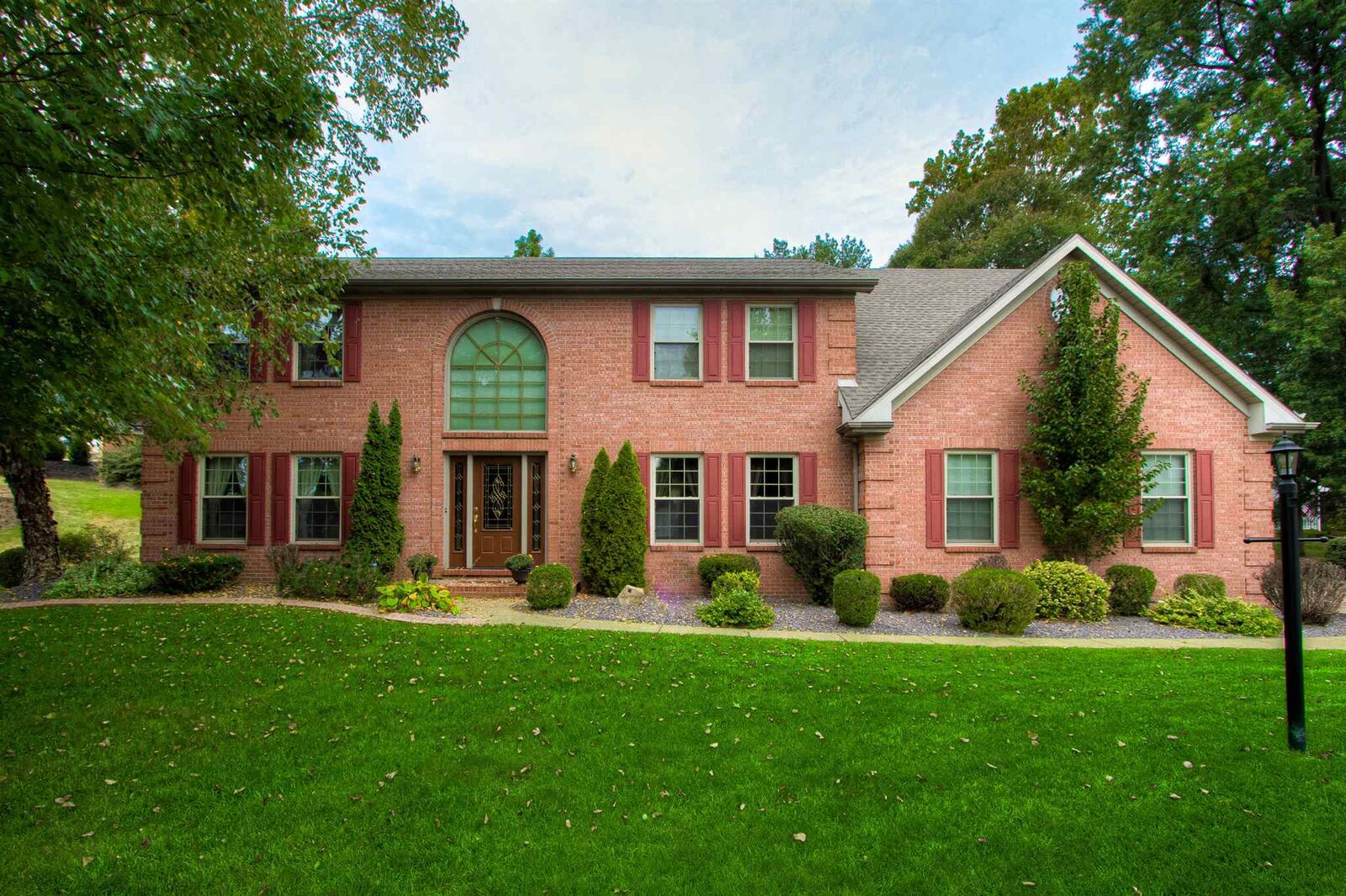 Property Photo:  610 Beringer Drive  IN 47711 