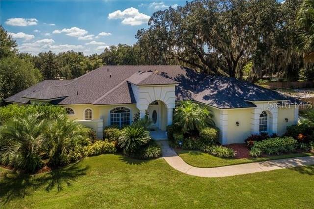 Property Photo:  8514 Amber Oak Drive  FL 32817 