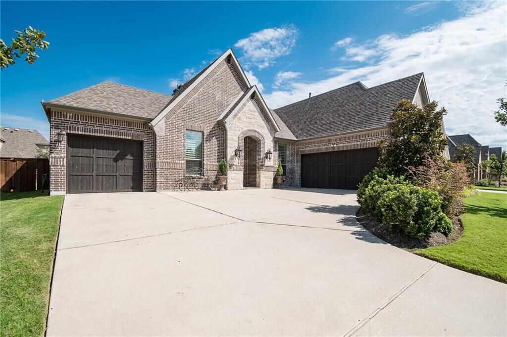 Property Photo:  4500 Desert Willow Drive  TX 75078 