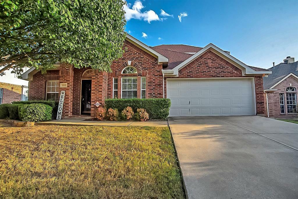 Property Photo:  5309 Summer Meadows Drive  TX 76123 