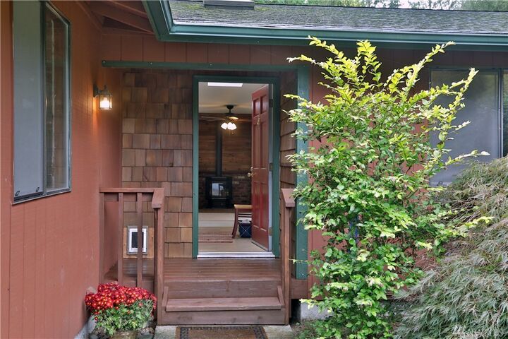 Property Photo: 4184 Timberline Road WA 98236