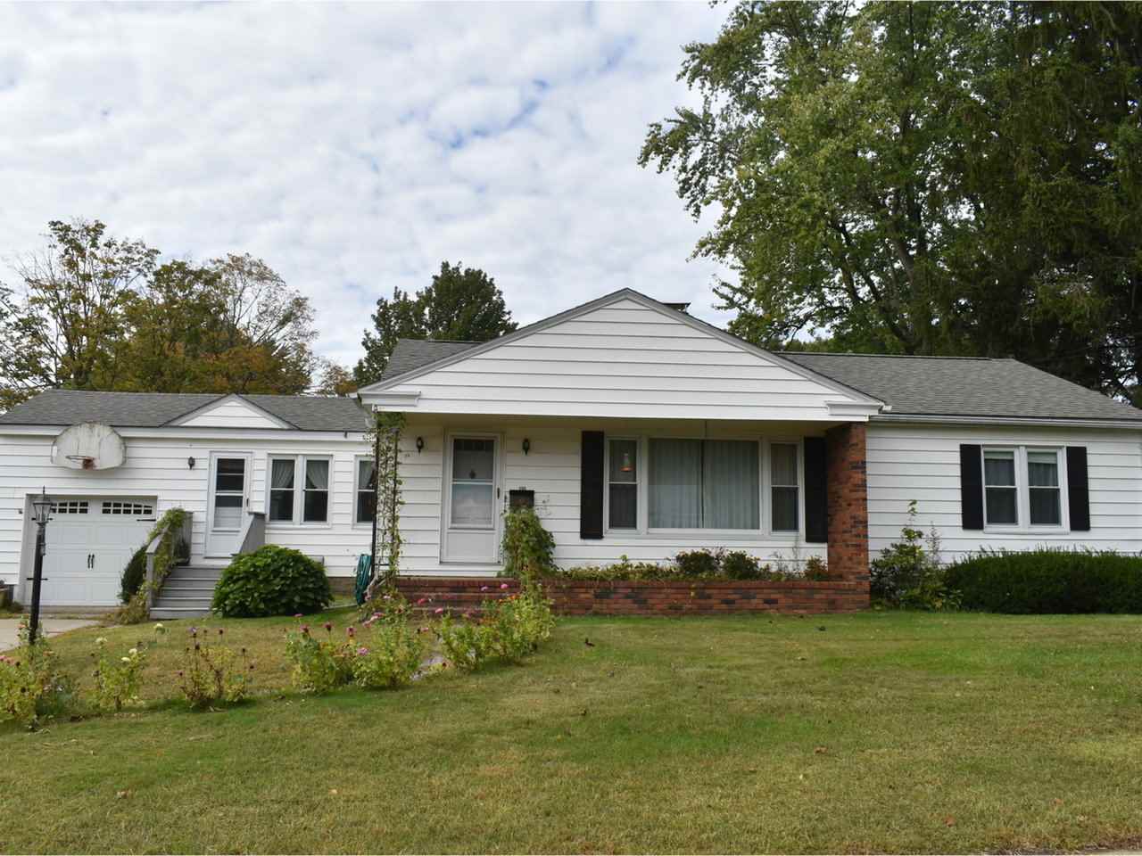 Property Photo: 130 Saratoga Avenue VT 05408