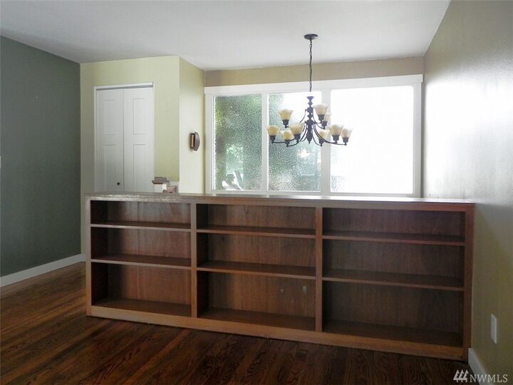 Property Photo:  118 153rd Place SE  WA 98007 