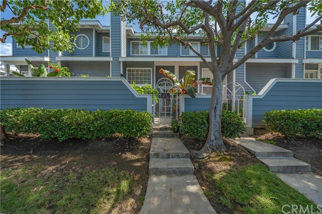 Property Photo:  19105 Beachcrest Lane C  CA 92646 