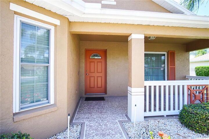Property Photo: 2365 Emerald Lake Drive FL 33573