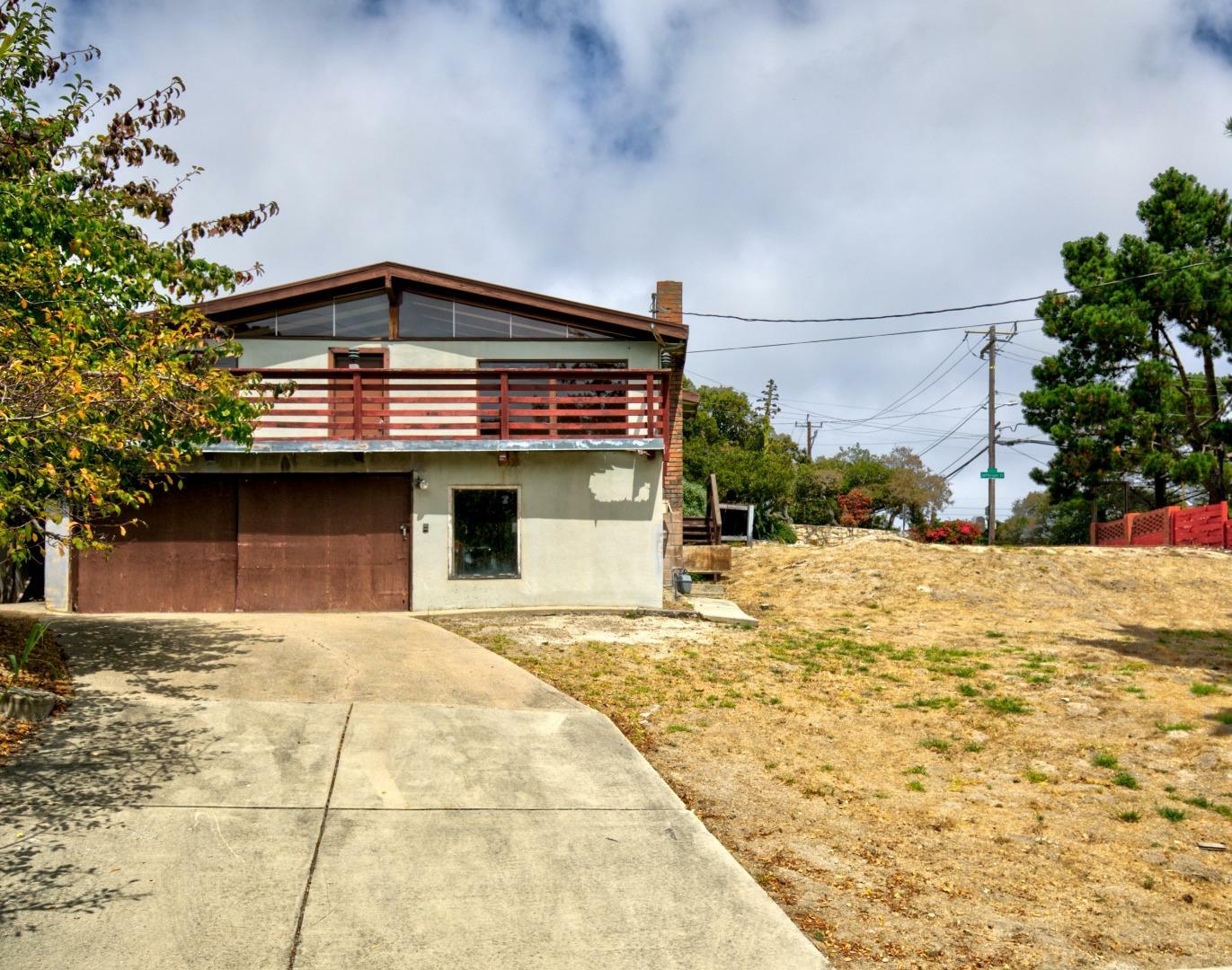 Property Photo:  1041 Jefferson Street  CA 93940 