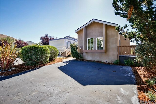 Property Photo:  141 Fontana Avenue 6  CA 93401 