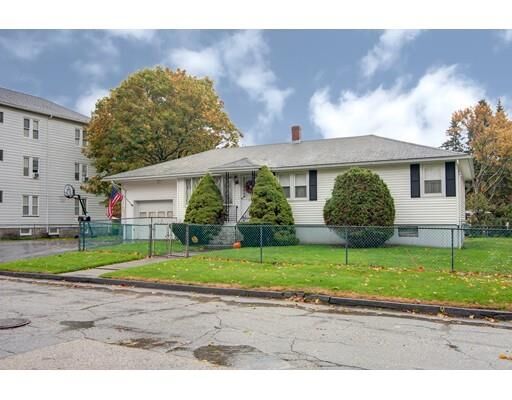 Property Photo: 122 Kenberma Rd MA 01604