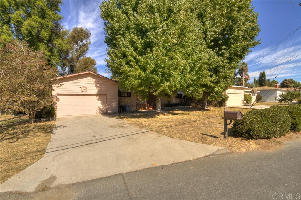 Property Photo: 946 Tiger Tail Rd CA 92084