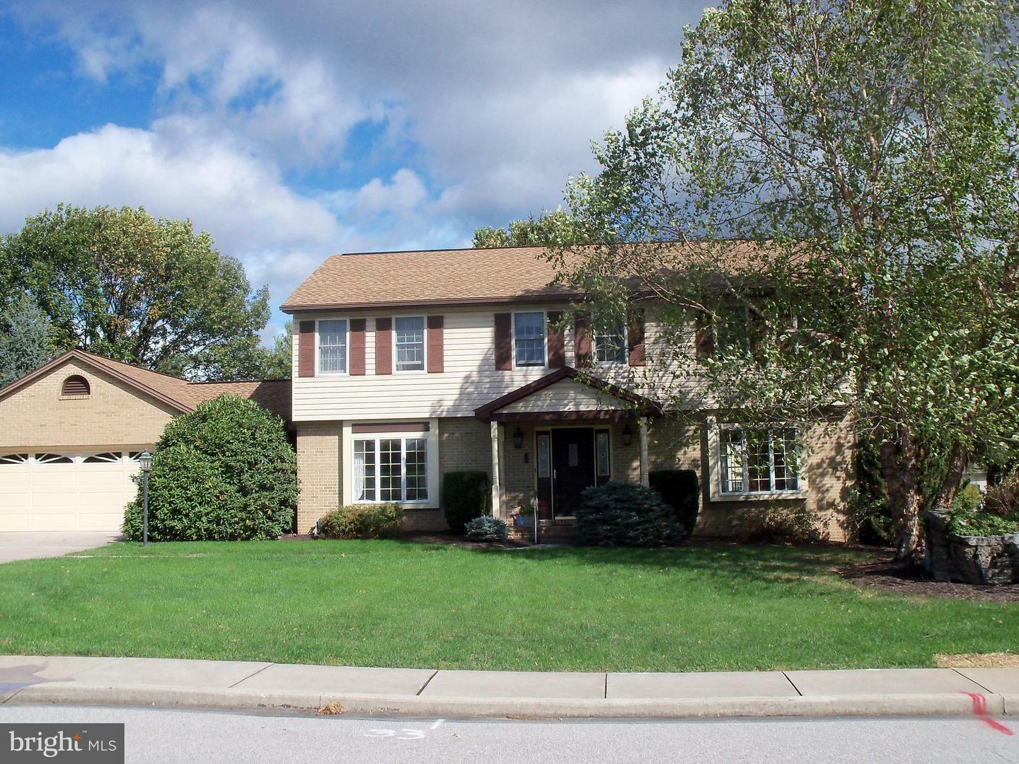 Property Photo:  810 Wellington Drive  PA 17013 