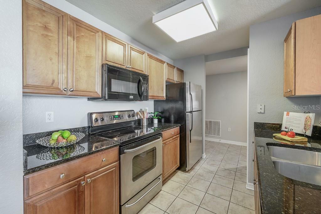 Property Photo:  700 S Harbour Island Boulevard 417  FL 33602 