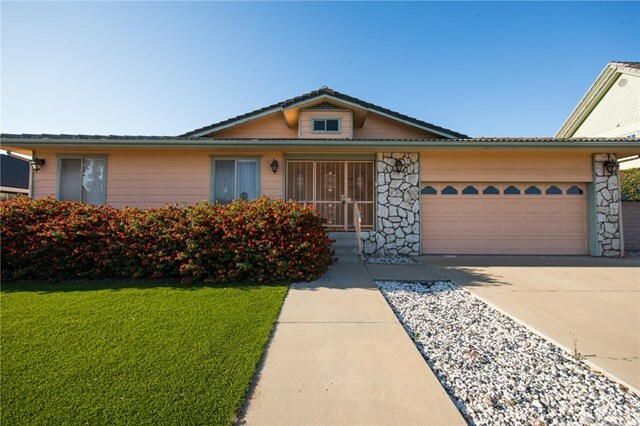 Property Photo:  329 Saint Andrews Way  CA 93455 