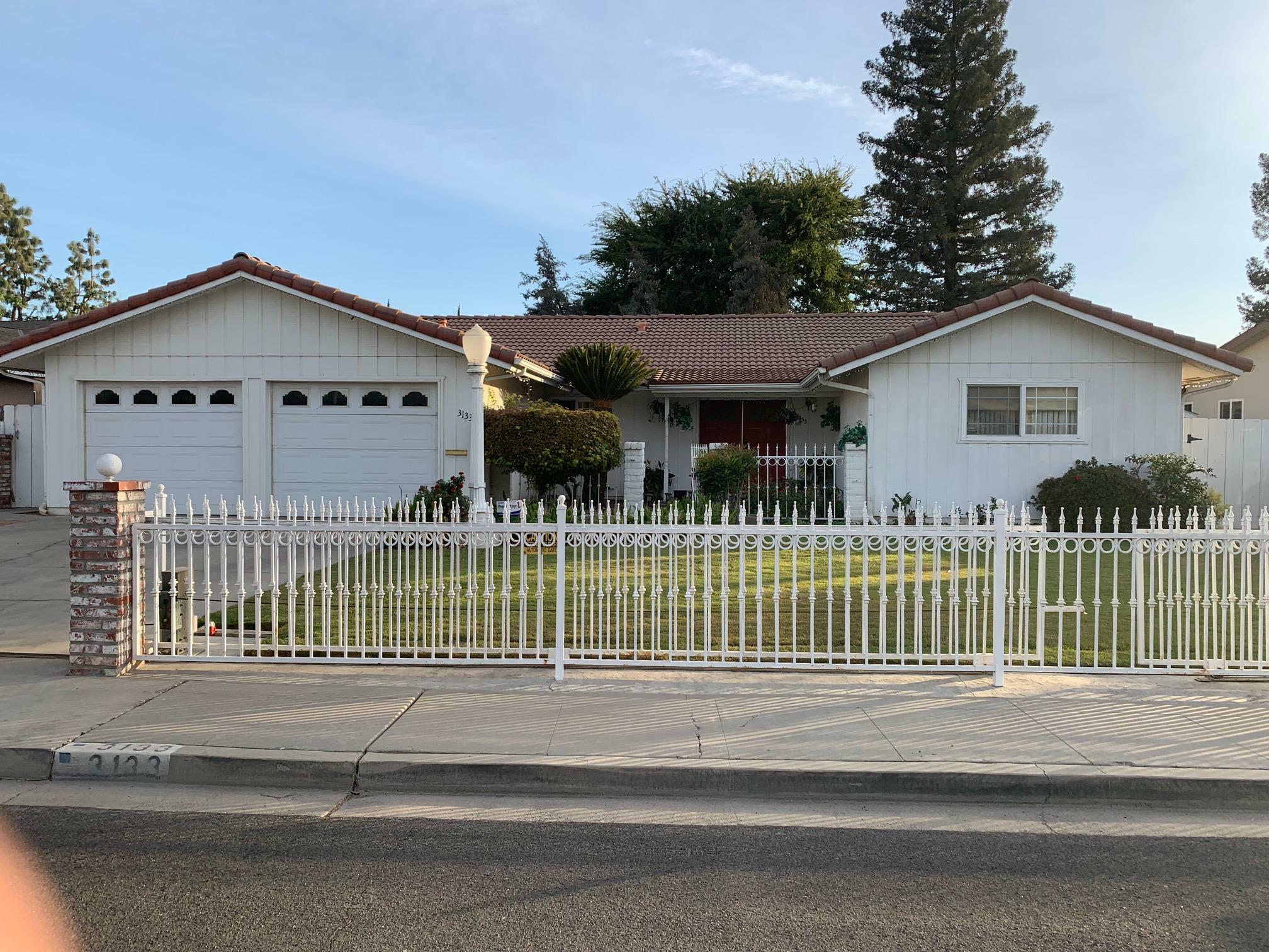 Property Photo:  3133 W Millcreek Drive  CA 93291 