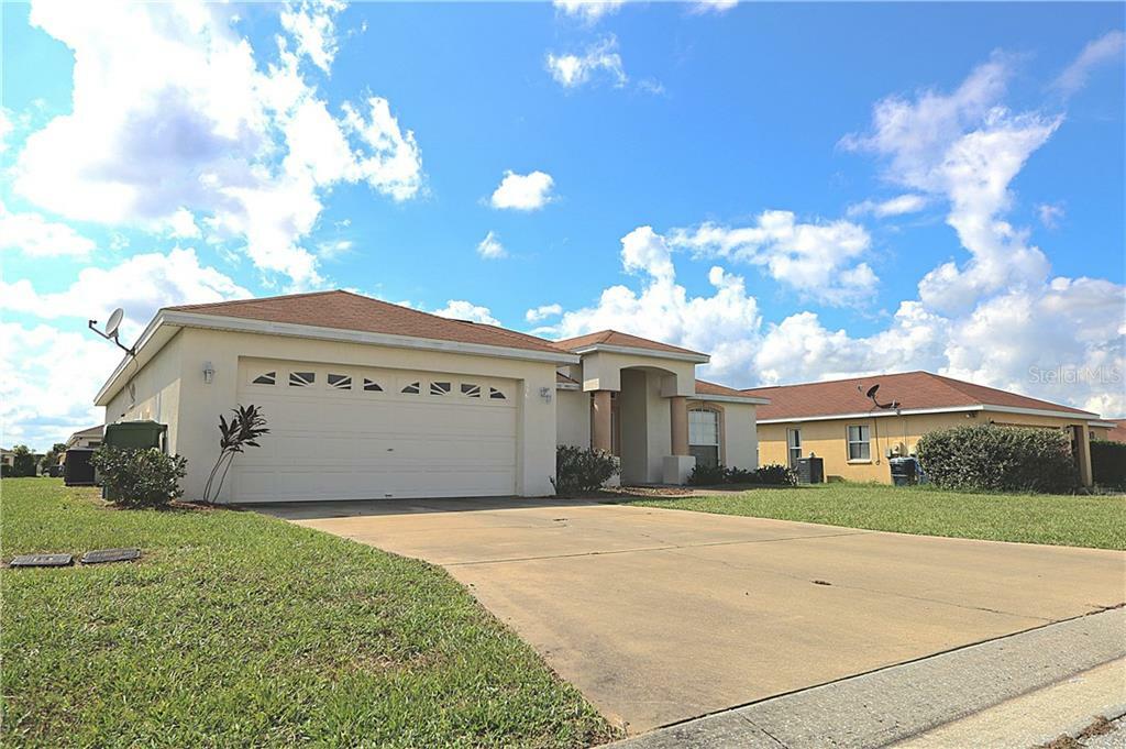 Property Photo:  536 Drayton Road  FL 33884 