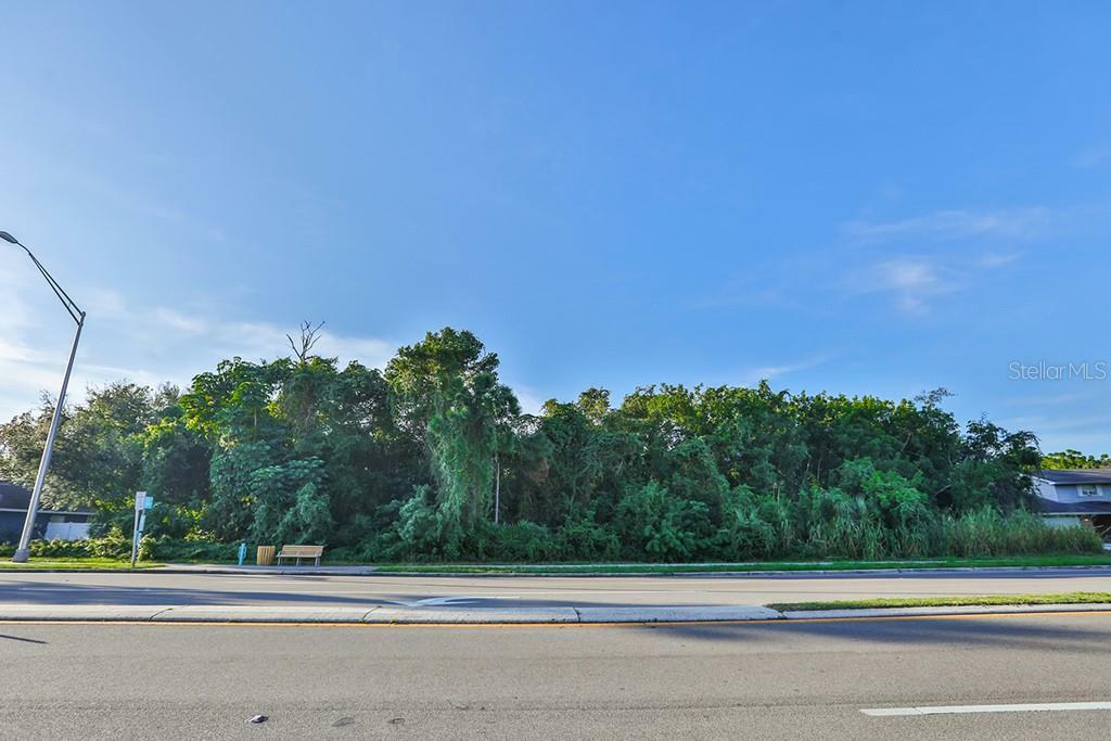 Property Photo:  7617 Manatee Avenue W  FL 34209 