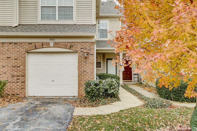 Property Photo: 1453 Doolittle Lane 1453 IL 60030
