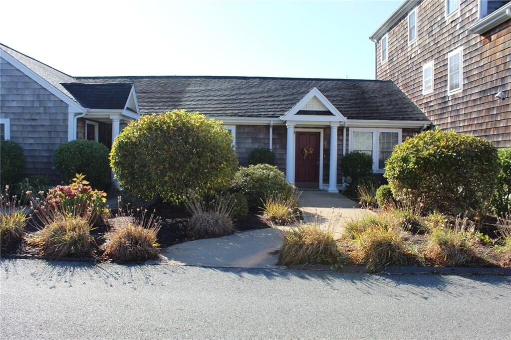 Property Photo:  1070 Crandall Rd, Unit#6  RI 02878 
