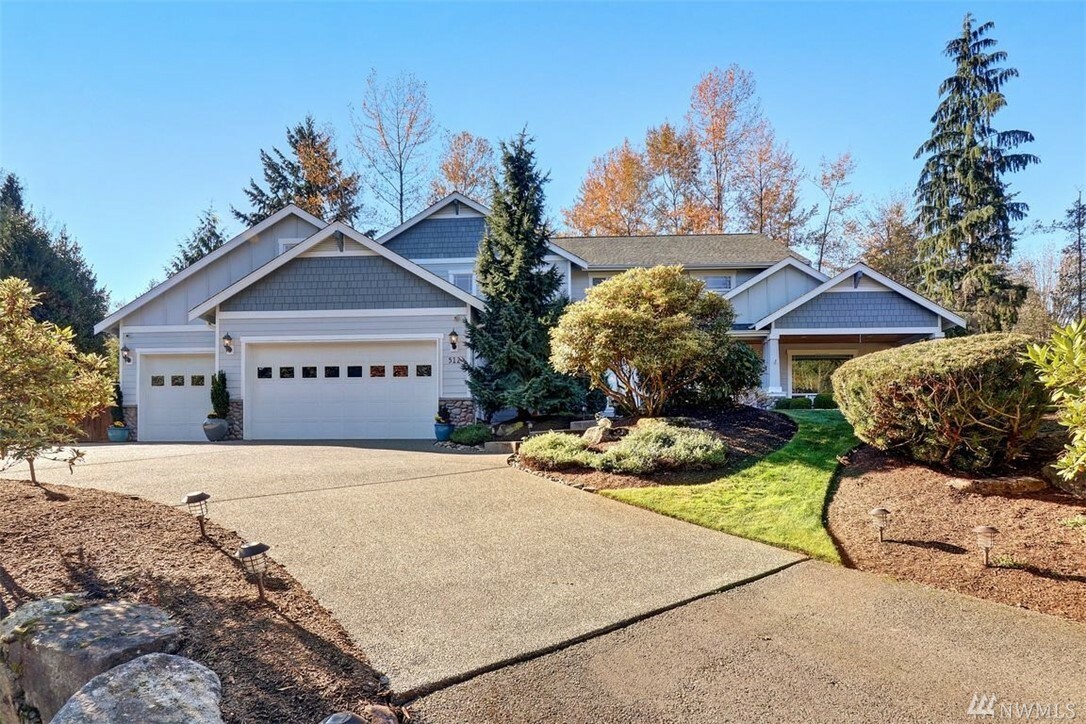 Property Photo:  512 118th St NE  WA 98270 