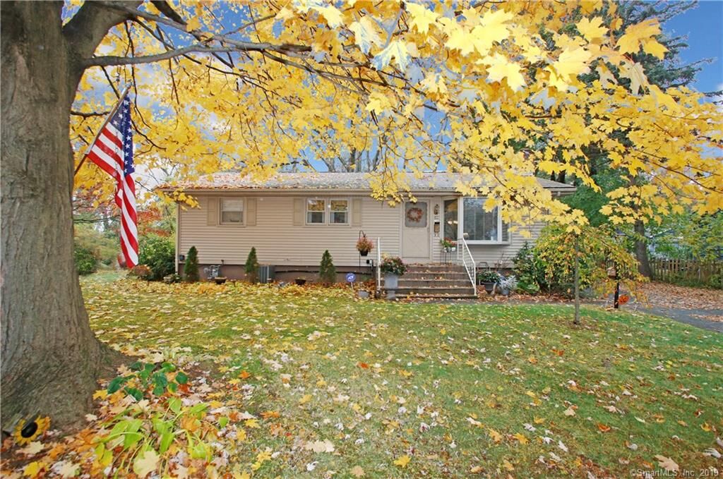 Property Photo:  62 Valley View Road  CT 06461 