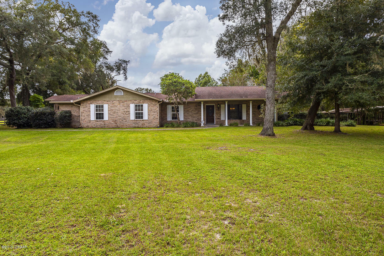 Property Photo:  1444 Manor Way  FL 32720 