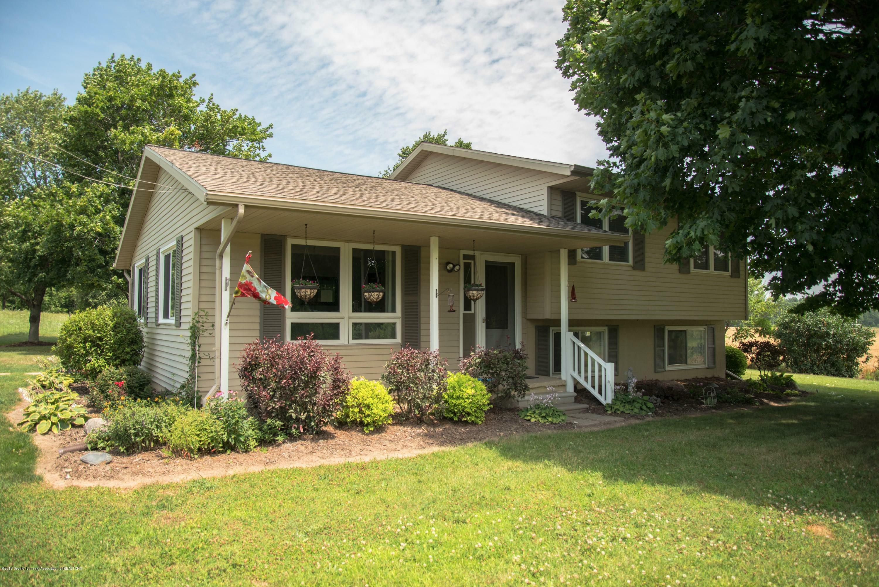 Property Photo: 5190 W South County Line Road MI 48835