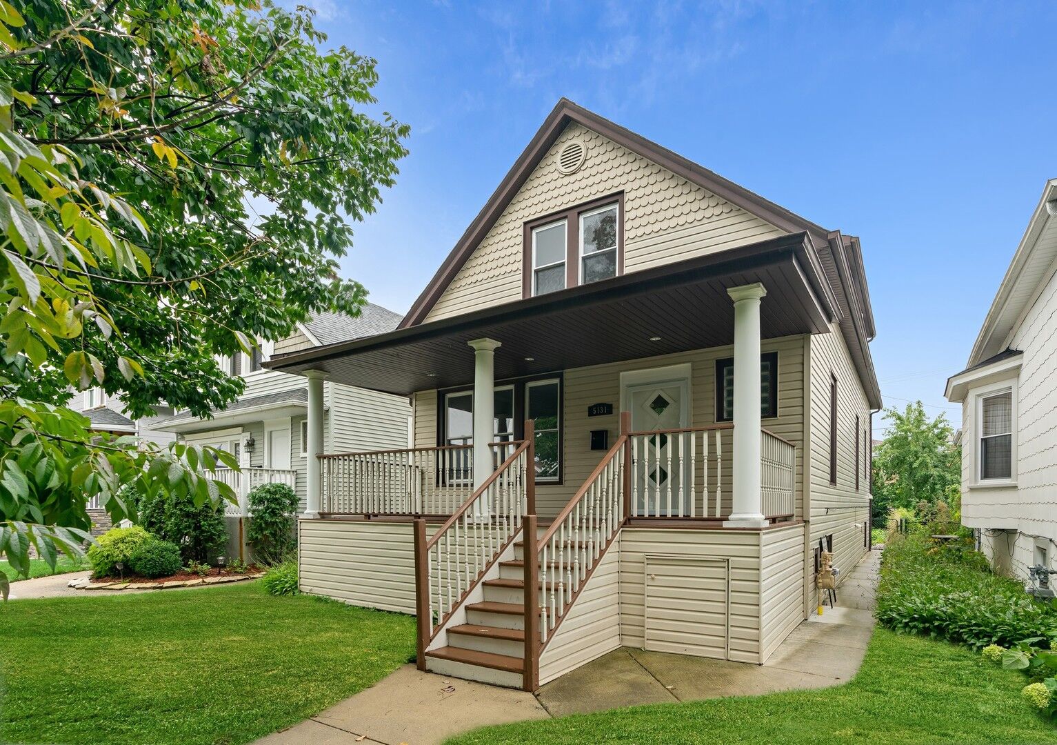 Property Photo:  5131 West Patterson Avenue  IL 60641 
