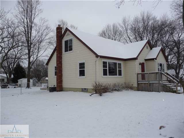 Property Photo:  207 Kimbark  MI 48827 