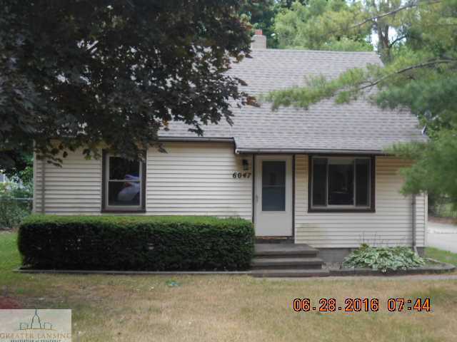 Property Photo:  6047 Schafer  MI 48911 