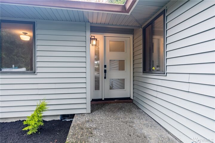 Property Photo:  9002 NE 195th Street  WA 98011 