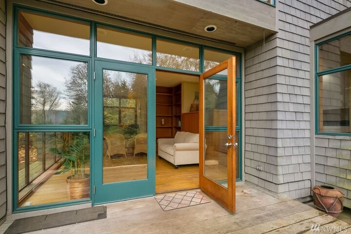 Property Photo: 10402 SW 268th Street WA 98070