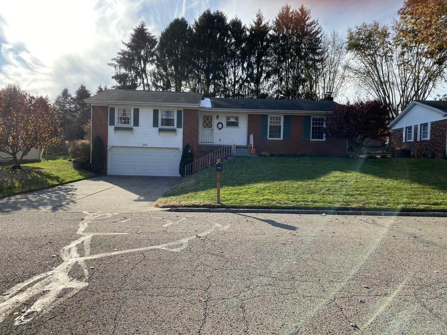 Property Photo:  265 Whittier Drive N  OH 43130 