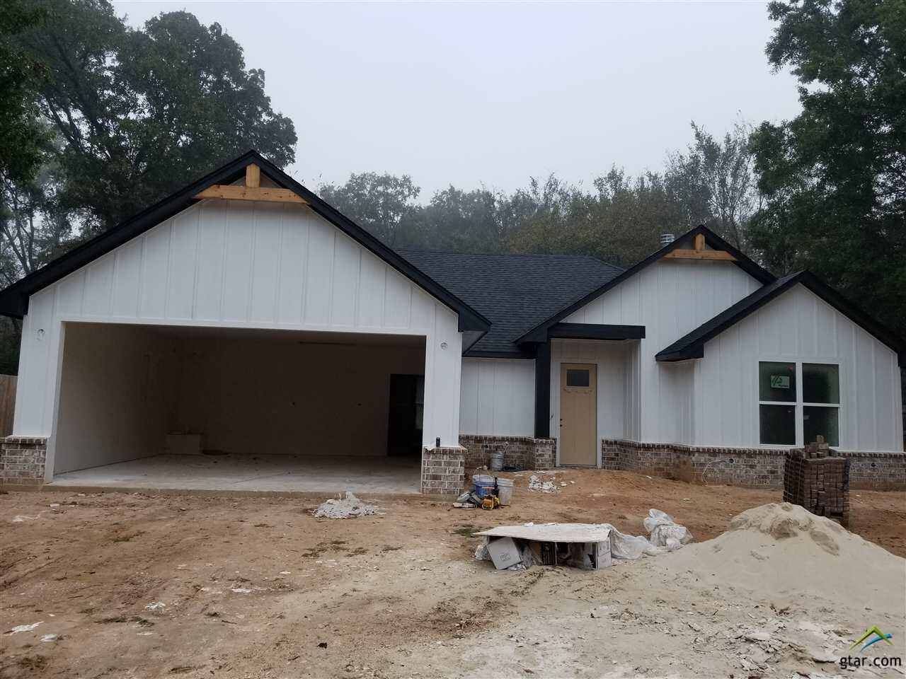 Property Photo:  1104 Angie St.  TX 75791 