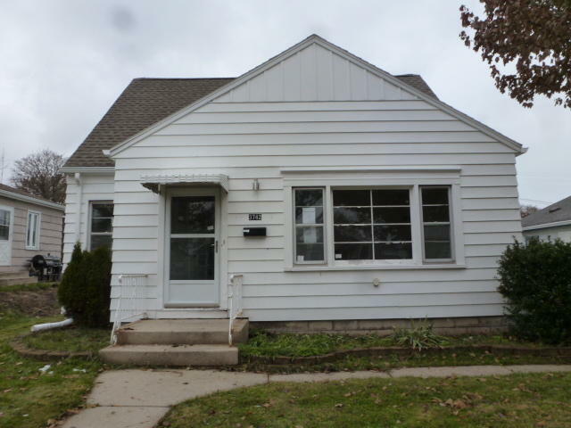 Property Photo: 3742 E Adams Ave WI 53110