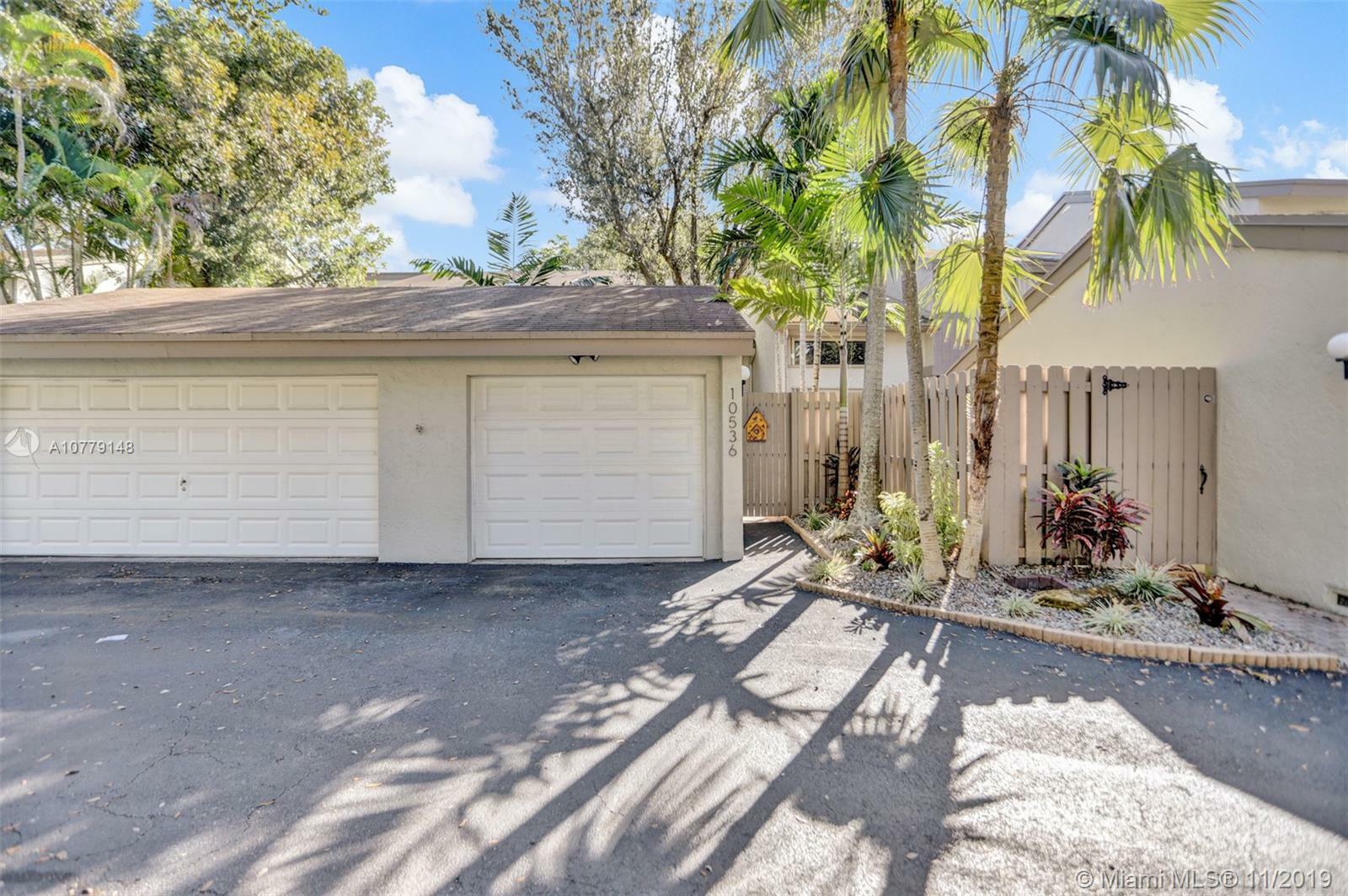 Property Photo:  10536 SW 112th Ave  FL 33176 