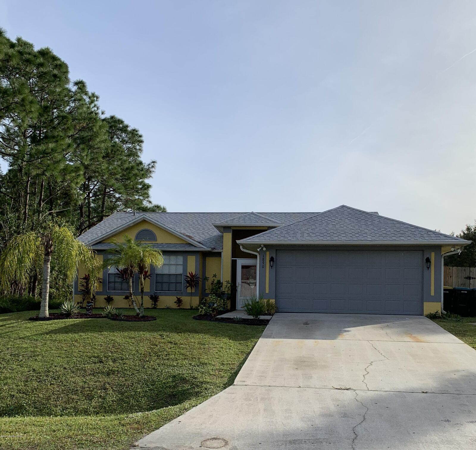 Property Photo: 1890 Kamloops Street NW FL 32907