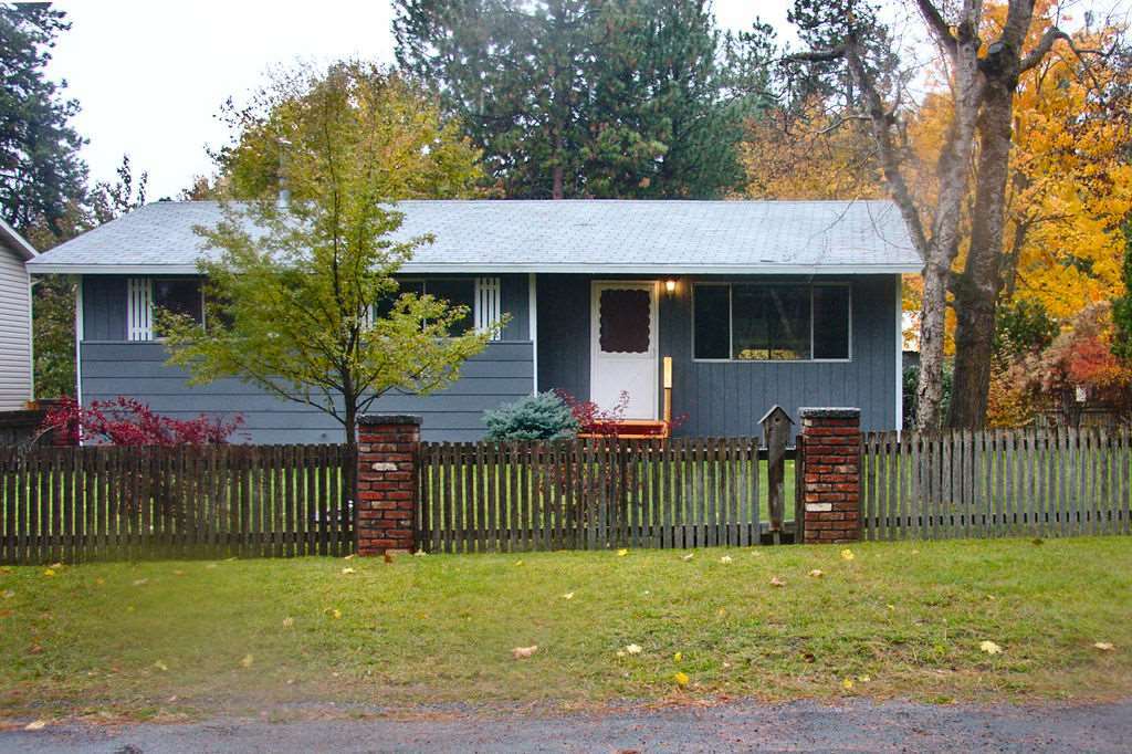Property Photo: 7521 N Robin St WA 99025