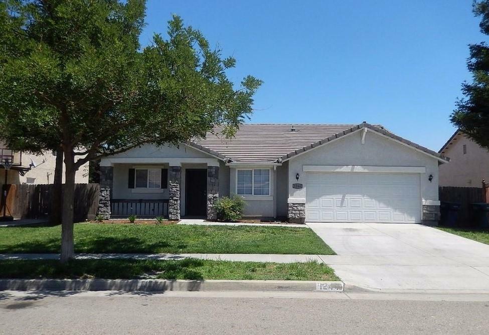 1244 Sherman Street  Tulare CA 93274 photo