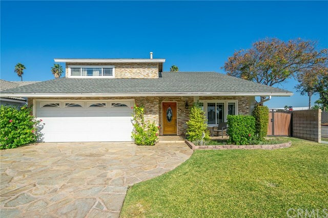 Property Photo:  1525 W Elm Avenue  CA 92802 