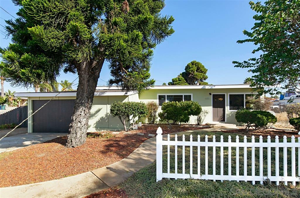 Property Photo:  975 Fifth Ave  CA 91911 