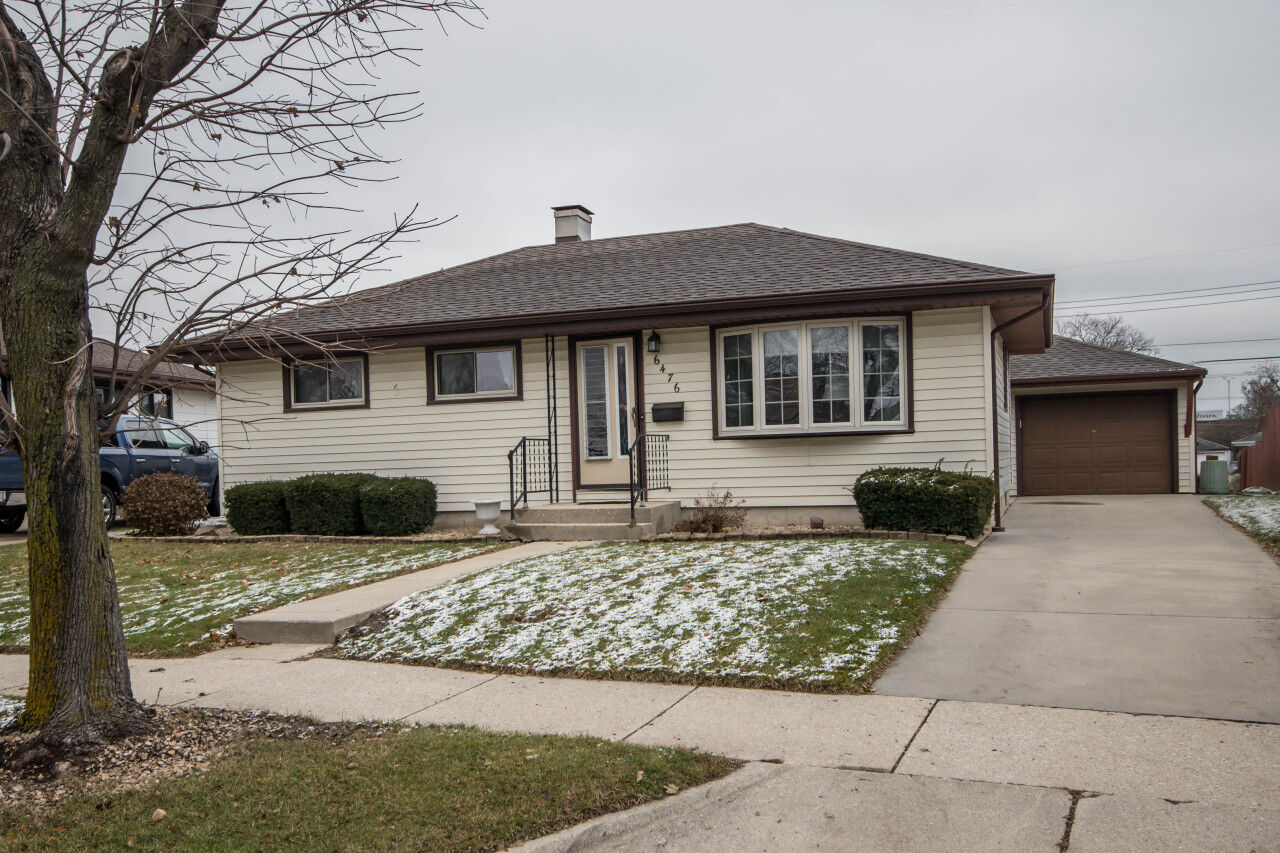 Property Photo:  6476 S 18th St  WI 53221 