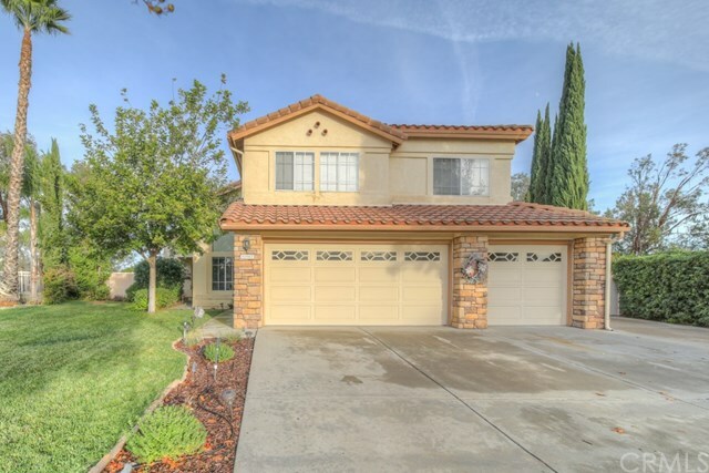 Property Photo:  31902 Corte Mendoza  CA 92592 