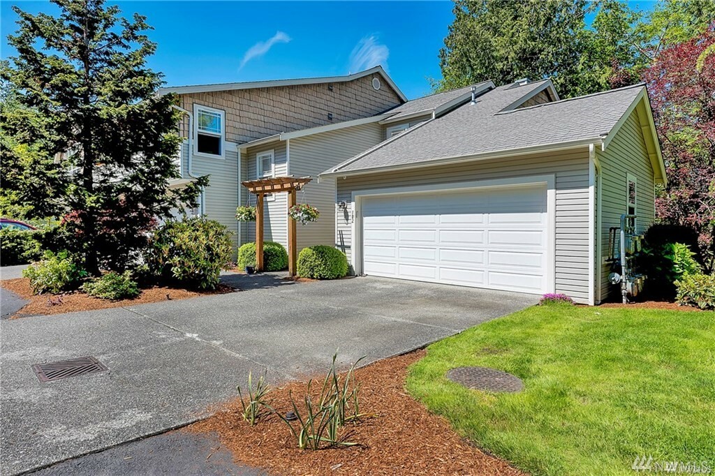 Property Photo:  2729 Cody Cir 102  WA 98225 