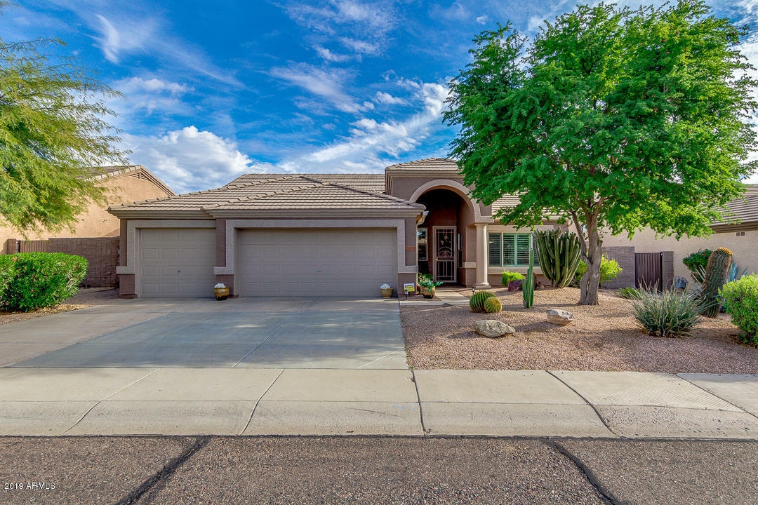 Property Photo:  26221 N 46th Place  AZ 85050 