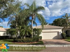 Property Photo: 2554 Bay Pointe Dr FL 33327