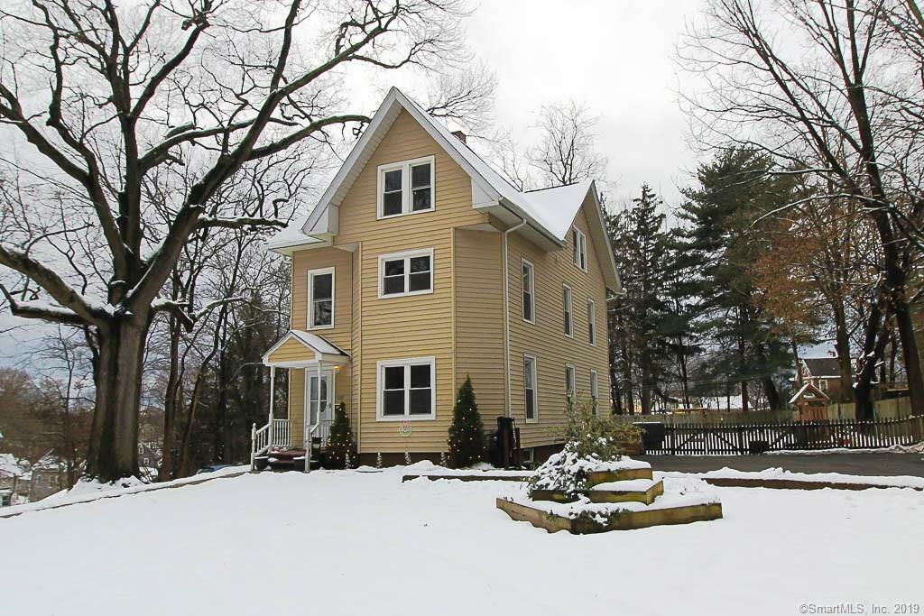 Property Photo:  118 Reservoir Avenue  CT 06451 