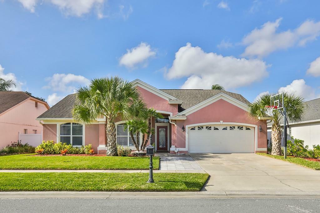 Property Photo:  18561 Kingbird Drive  FL 33558 