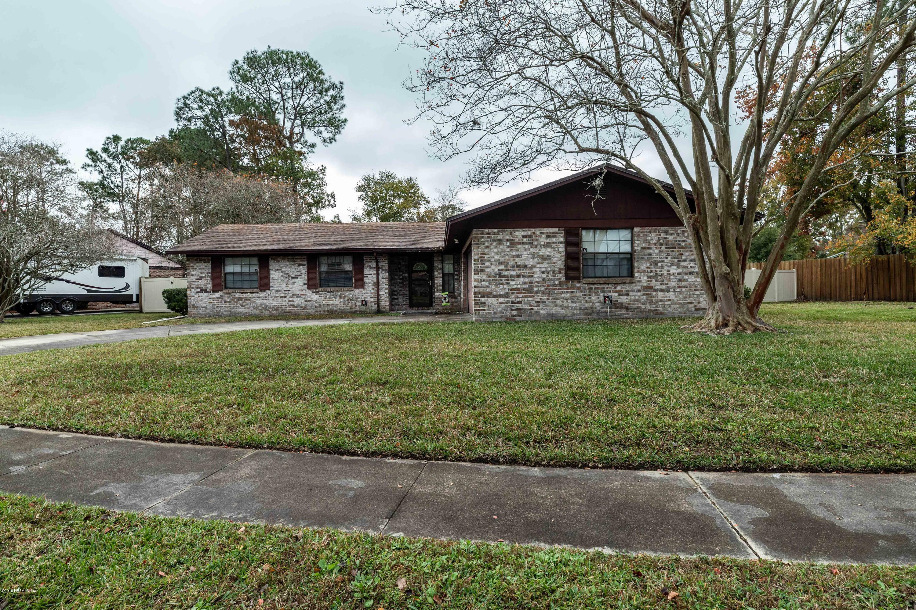 Property Photo:  1747 Gumtree Dr  FL 32073 